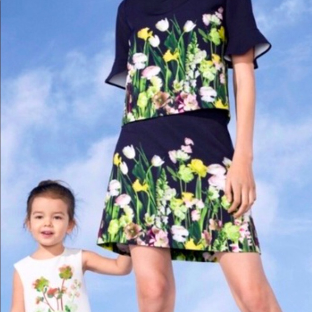 Victoria Beckham @ Target new without tags skirt M